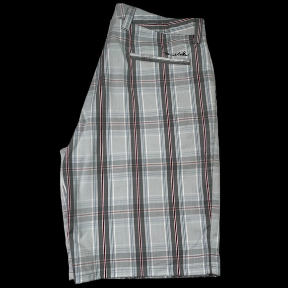TRAVIS MATHEW Plaid Golf Shorts Grey Red Blue White Men's Size 36 x 10 - Picture 11 of 16